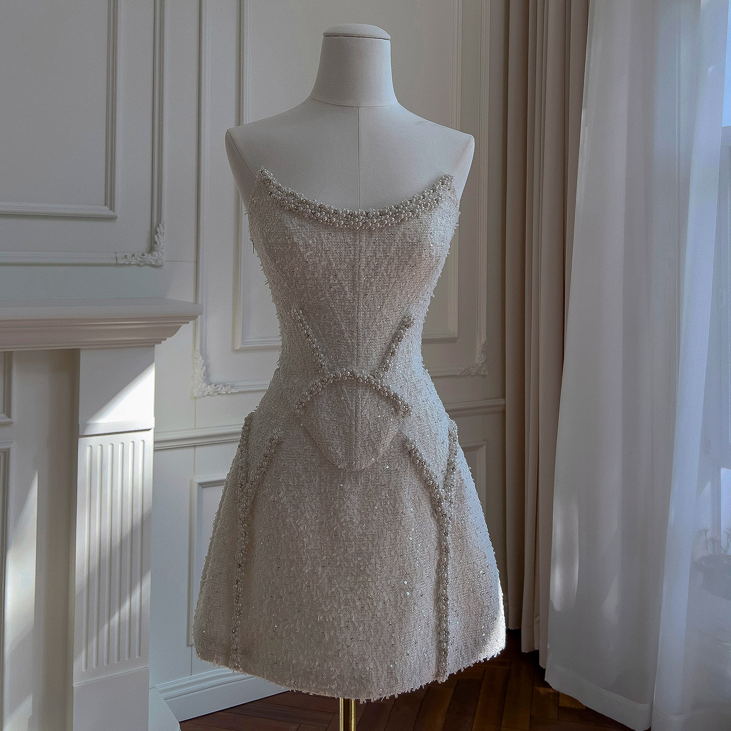 ツイード 上下セット ショート丈 ウェディングドレス パーティー 白 ノースリーブ 韓国風 お呼ばれ 二次会 8477