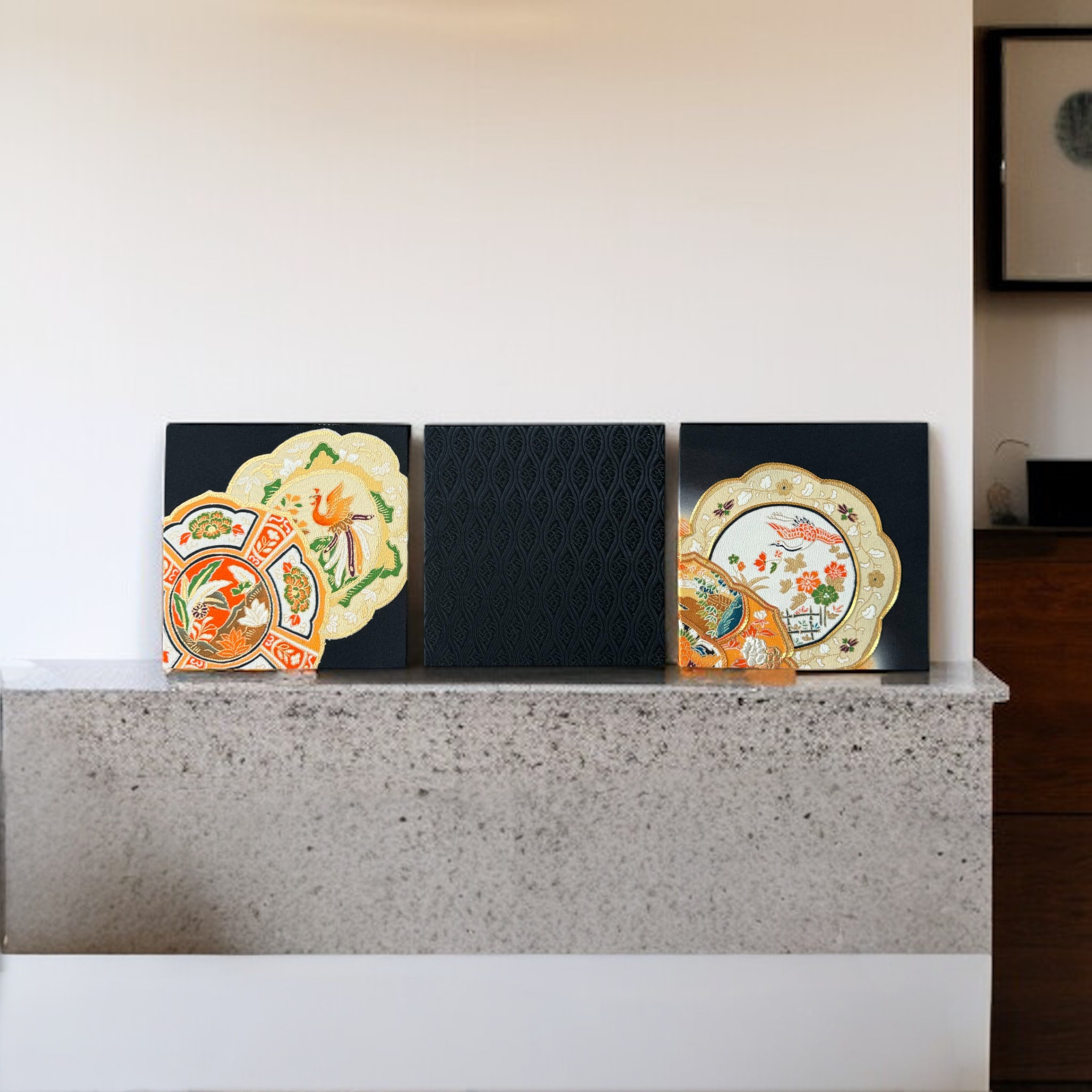 ◼︎092◼︎唯一無二 黒留袖 ファブリックパネル(3セット)サスティナブル 絵皿