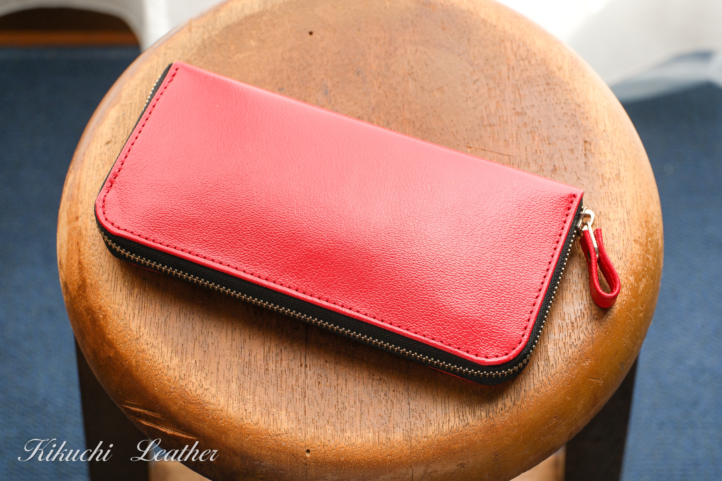 一点もの《CHLOE》◇ラウンドファスナー長財布　レッド　LE138