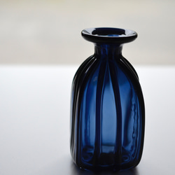 藍色縞の角花入 2枚目の画像