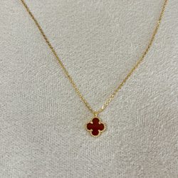カーネリアン　クローバーモチーフ　ペンダントトップ　18金 18金 ペンダントトップ K18 チャーム ヘッドのみ レディース