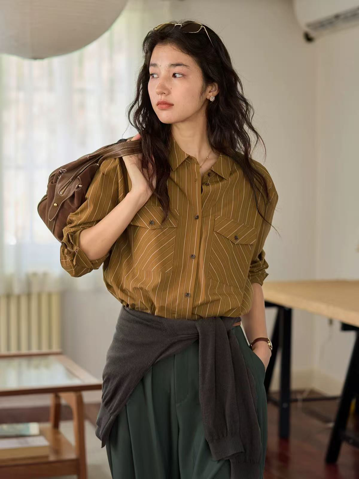 レトロシャツ　ストライプ シャツ　コットン100%　二色