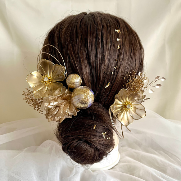 アメリカンフラワー＊ゴールド×ホワイト＊髪飾り 成人式 卒業式 結婚式 前撮り ウエディング 4枚目の画像