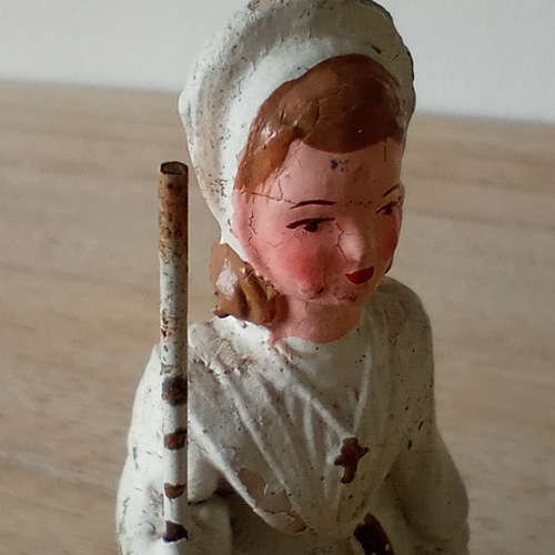 西ドイツ製 ビンテージのkoestel社の聖母子のお人形！丁寧に造られた