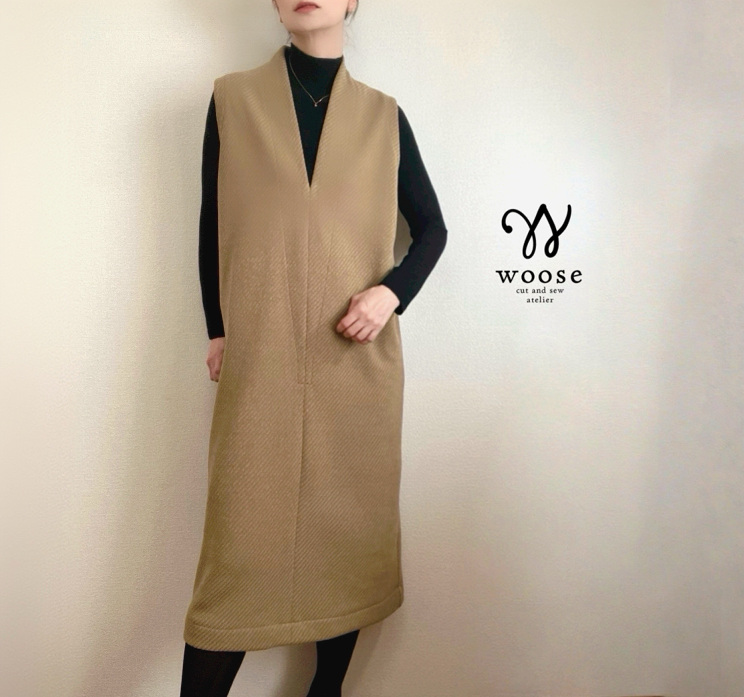 モールの立体感が際立つ伸縮素材／オーカー色★大人のロングシルエット・ぬくもりジャンパースカート【受注製作】