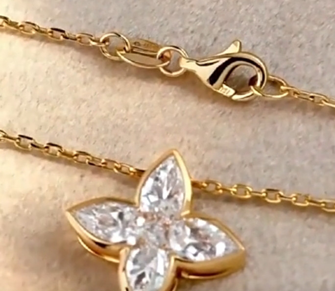 モアッサナイト　モアサナイト　ラウンド　　ネックレス