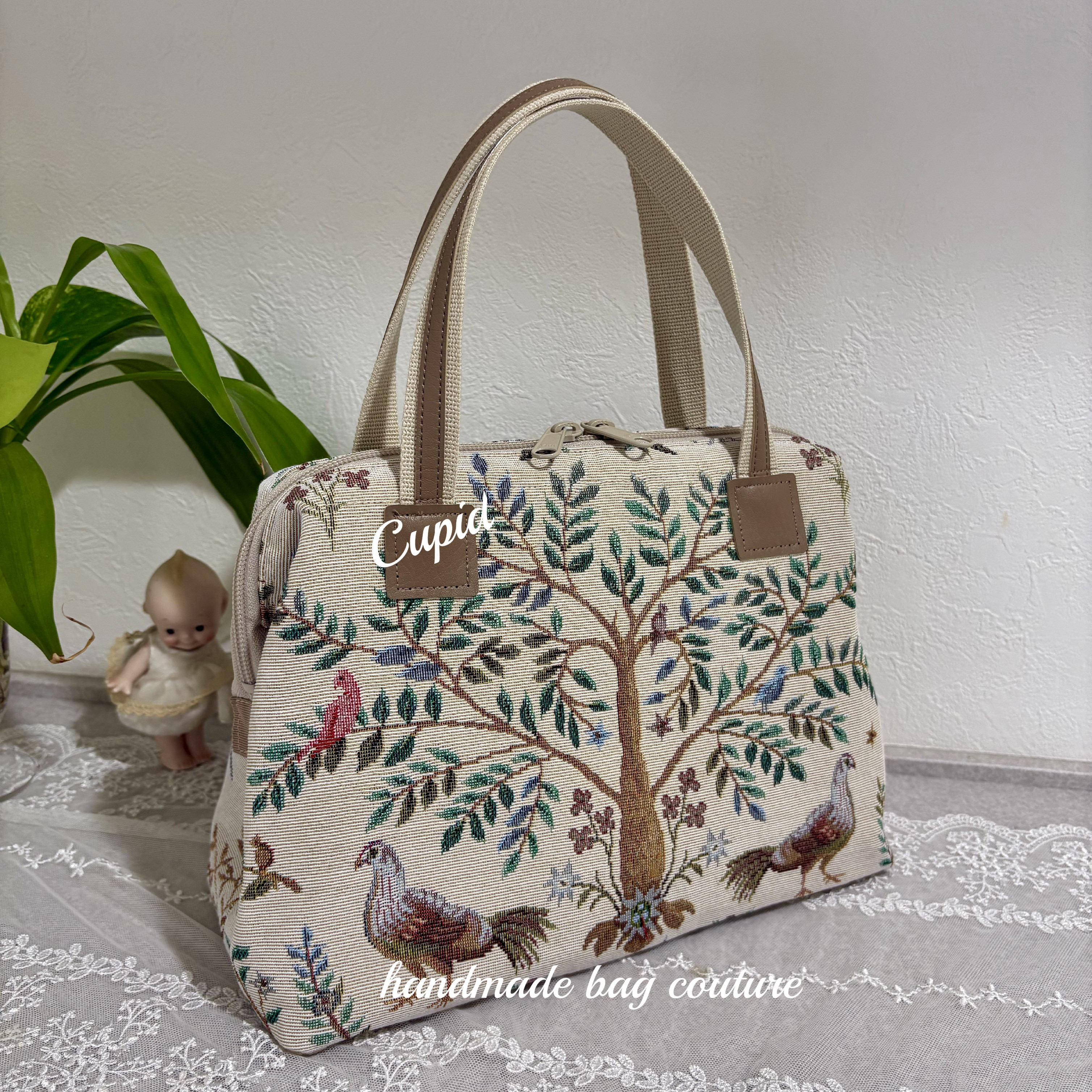 ヨーロッパ輸入プレミアムゴブラン織 鳥/森柄を使ったカパッと開閉軽量2Wayボストンバッグ