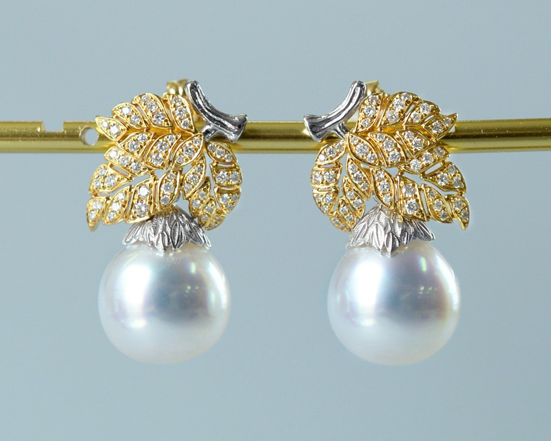 【ルミナ】12～13mm 天然南洋オーストラリア産ホワイトオーバルティアドロップパールスタッドピアス 18Kゴールド ダイヤモン