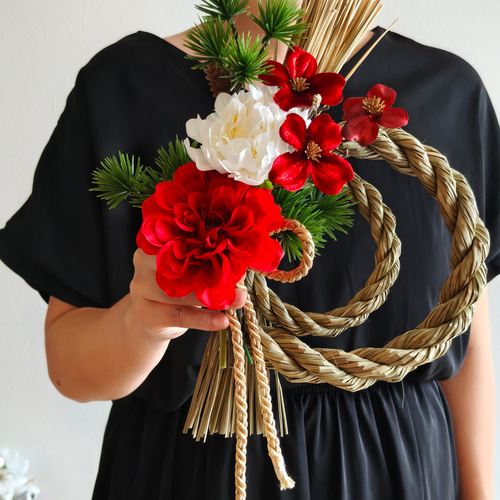 ダリアとハナミズキのしめ縄飾り【輪】 正月飾り Creema限定お正月2026