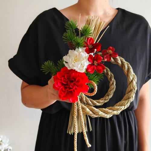 ダリアとハナミズキのしめ縄飾り【輪】 正月飾り Creema限定お正月2026