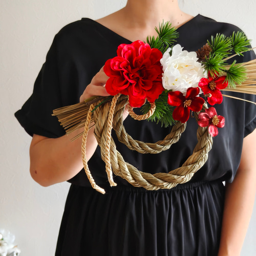 ダリアとハナミズキのしめ縄飾り【輪】 正月飾り Creema限定お正月2026