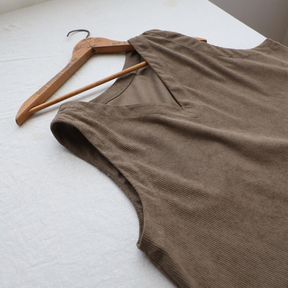 ⁑秋の新作　１１２cm　ニット コーデュロイ生地　Vネック　ワンピース ジャンスカ　ゆったり　ブラウンK09B 6枚目の画像
