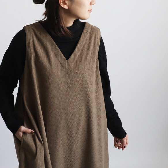 ⁑秋の新作　１１２cm　ニット コーデュロイ生地　Vネック　ワンピース ジャンスカ　ゆったり　ブラウンK09B 2枚目の画像
