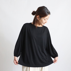 ⁂秋の新作　スムース伸縮ストレッチ Tシャツ カットソー生地　パフ袖　プルオーバー ゆったり　トップス　黒　K14 6枚目の画像