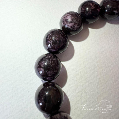 チャロアイト スギライト】ヒーリングと直感力を高める 天然石