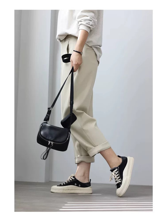 本革 ナッパレザー ボディバッグ ミニショルダー ブラック 男女兼用 18枚目の画像