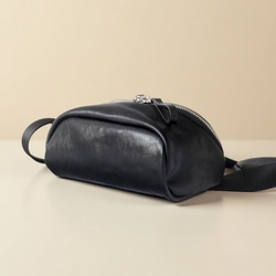 本革 ナッパレザー ボディバッグ ミニショルダー ブラック 男女兼用 7枚目の画像