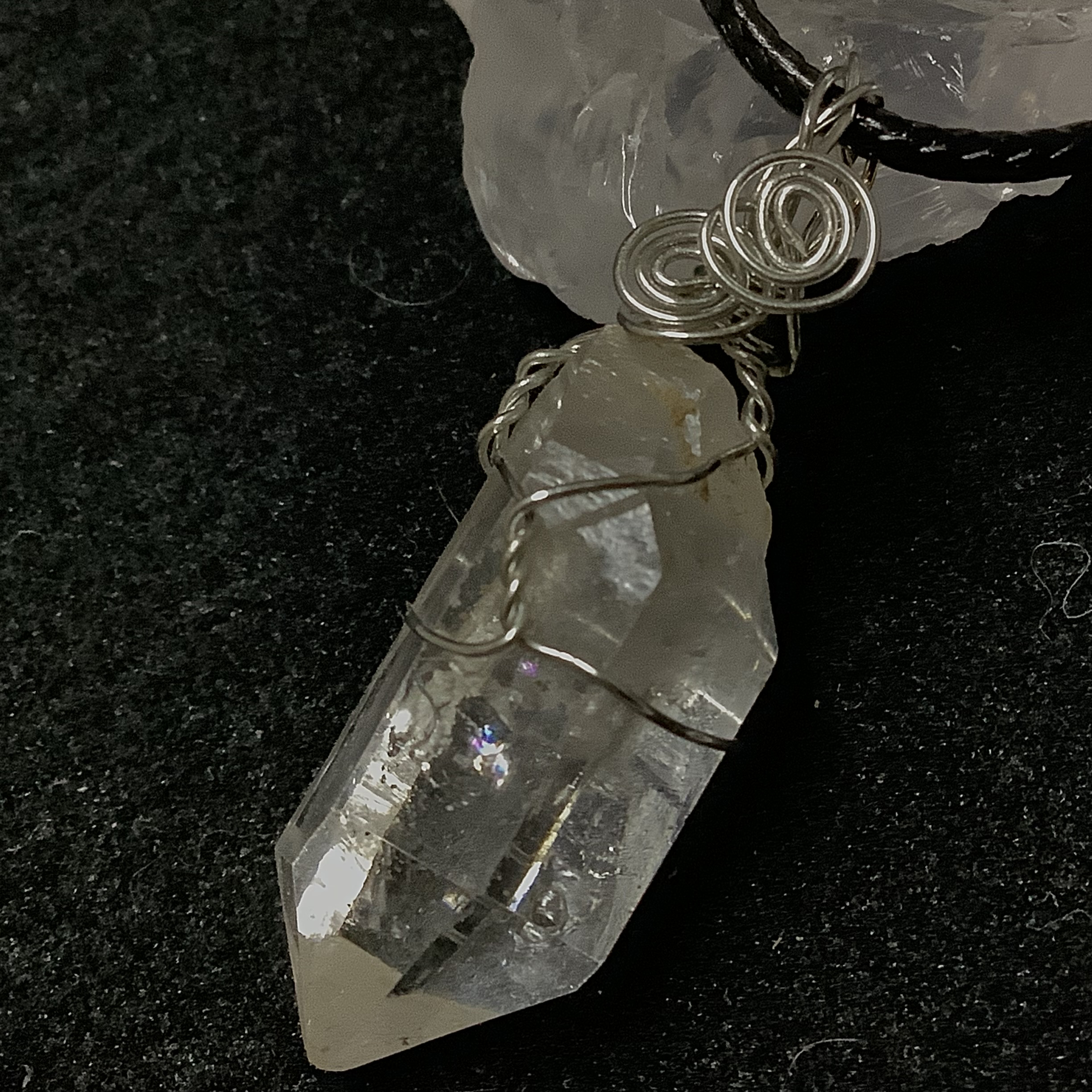 激レア☆一点物 ヒーリングストーン 天然石 虹入りウォーターインクォーツ 原石 ネックレス ①