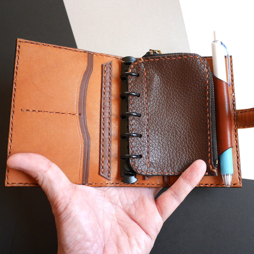 秋色の旅する手帳 ─ M5サイズ システム手帳 たつのレザー使用