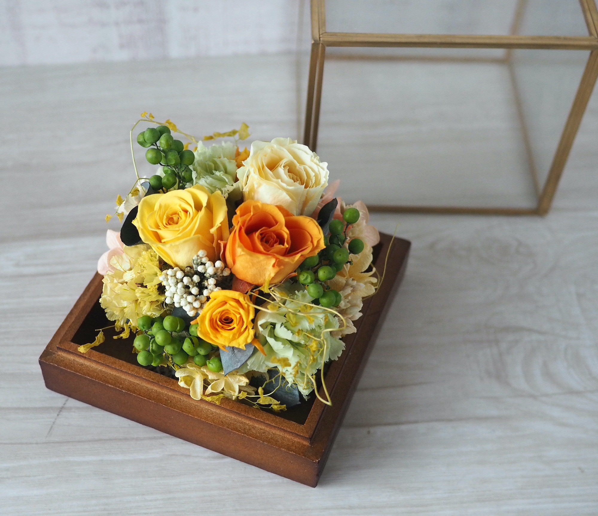 ビタミンカラーのアレンジメント -Iron gold square- 6,160円