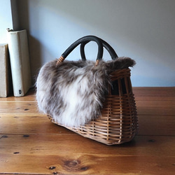 ふわふわファー冬のかごバッグ　一年中使えるかごバッグ 1枚目の画像