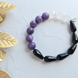 ⭐レピドライト⭐ブラックオニキス⭐ホワイトカルセドニーのシックなブレスレット 9枚目の画像