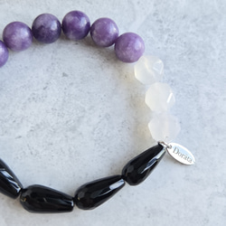 ⭐レピドライト⭐ブラックオニキス⭐ホワイトカルセドニーのシックなブレスレット 10枚目の画像