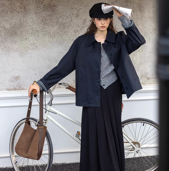 2色 きれいめ オトナ女子のショート丈コート【春秋】ネイビーブルー・ベージュ 4枚目の画像