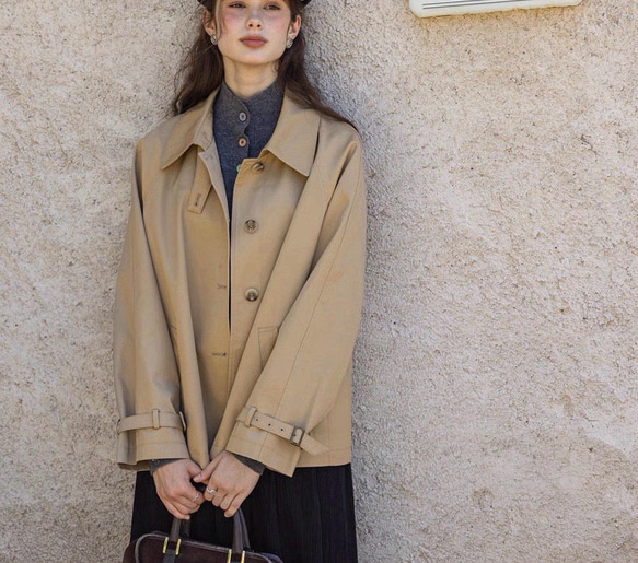 2色 きれいめ オトナ女子のショート丈コート【春秋】ネイビーブルー・ベージュ 2枚目の画像