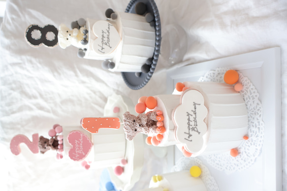 推し活　シャボン玉のカラフルな世界⭐︎ミニ2段クレイケーキ☆誕生日ケーキ　撮影アイテム　何歳でも承ってます♪ 3枚目の画像