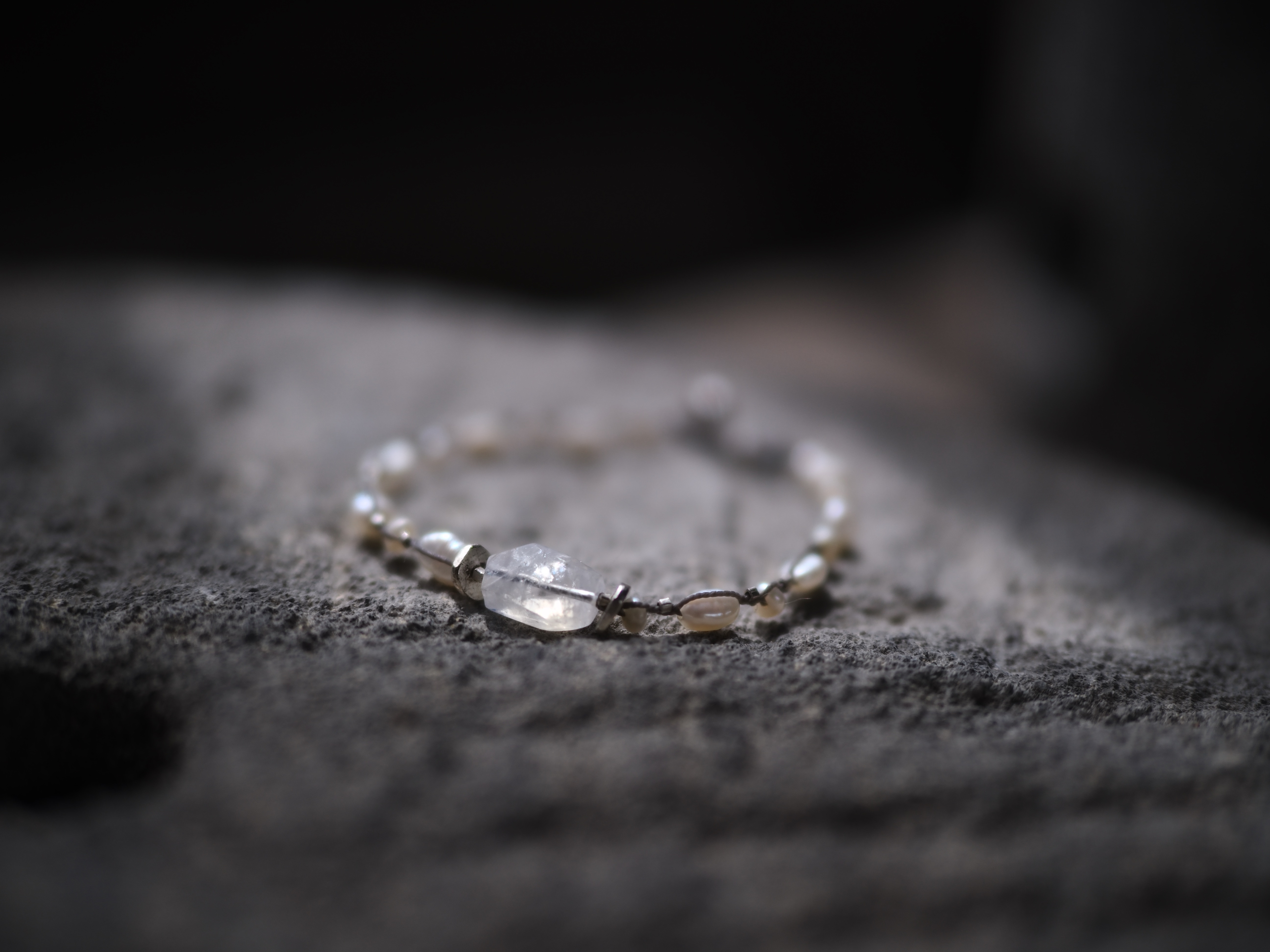 -Andesine labradorite- 'pearl・silver' braid Bracelet 10,296円