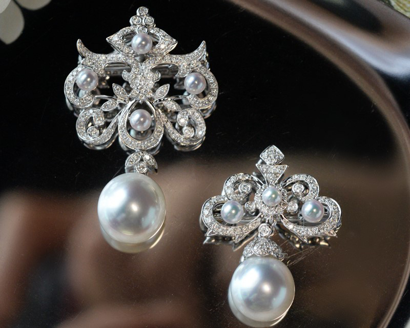 【ルミナ】9-11mm 天然南洋オーストラリア産ホワイトオーバルパール ブローチ/ペンダント 18Kゴールドデザイン ロイヤルロ