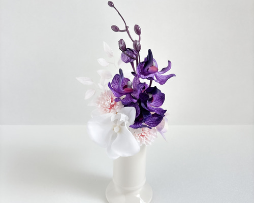 ❁ お供え花 モダン 紫の蘭 胡蝶蘭 ❁ 仏花 お供え花 アレンジメント