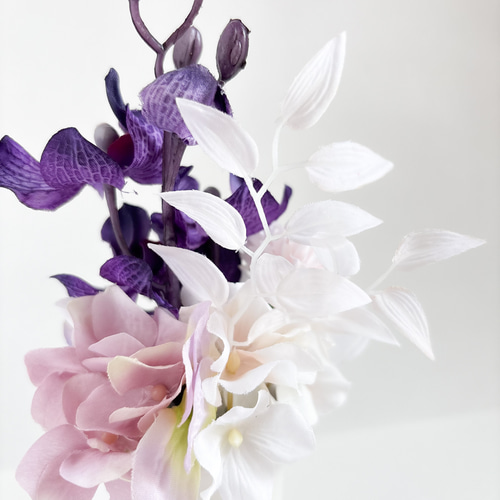 ❁ お供え花 モダン 紫の蘭 胡蝶蘭 ❁ 仏花 お供え花 アレンジメント