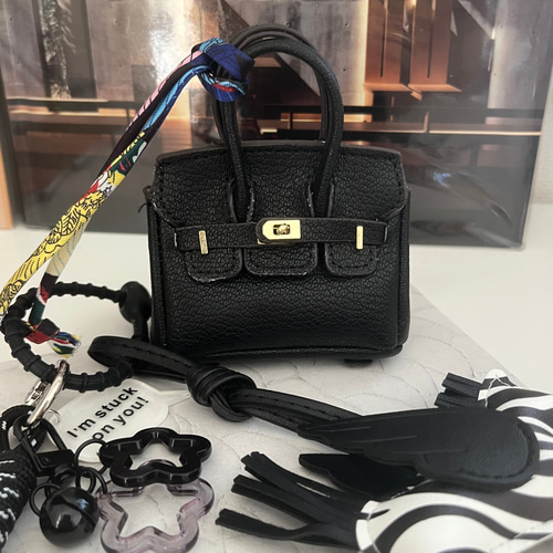 Barbieチェルシーカスタマイズキーホルダーチャームミニポーチ