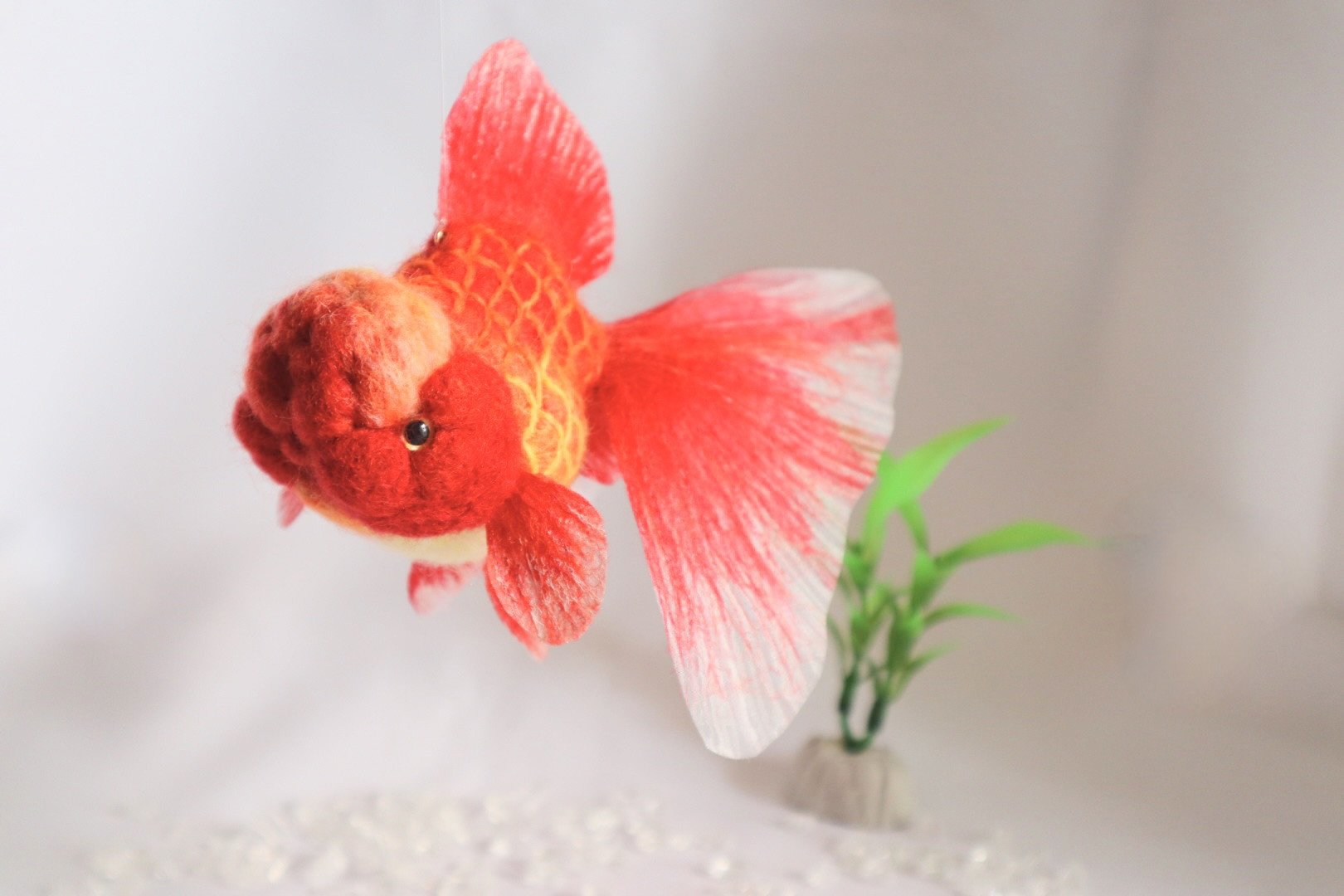 たゆたう羊毛金魚-更紗オランダ-　金魚　羊毛フェルト　アクアリウム　秋