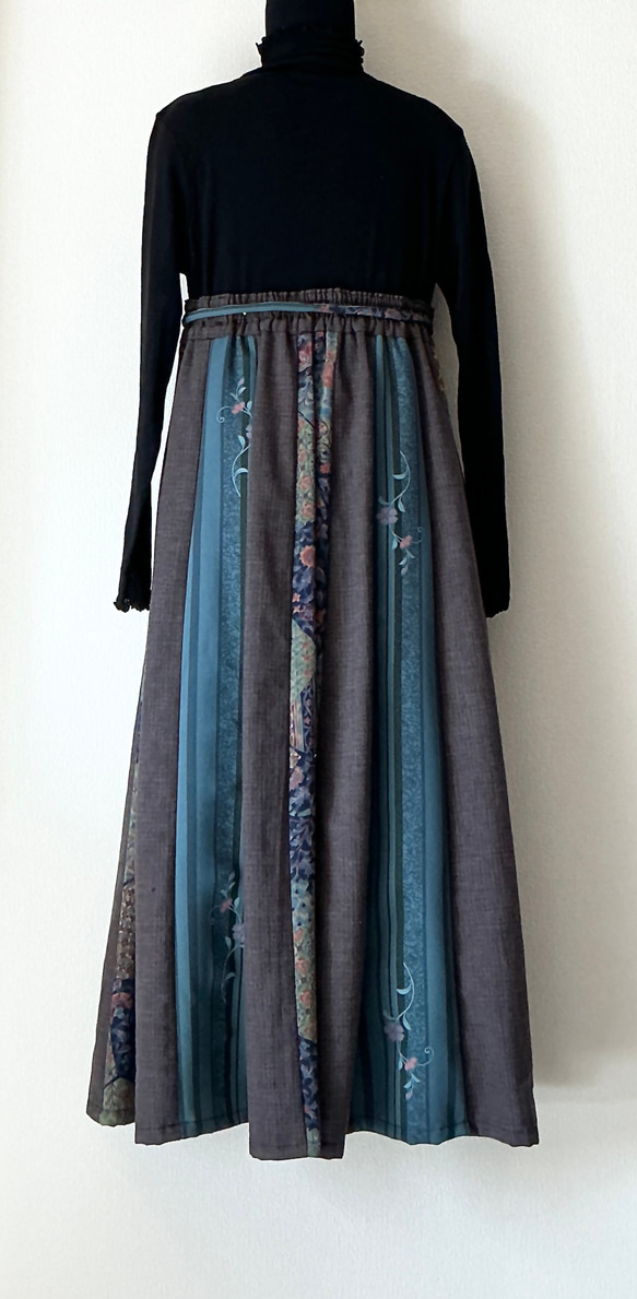 　フレアスカート16枚剥ぎ（着物リメイク）（丈86㎝） 5枚目の画像