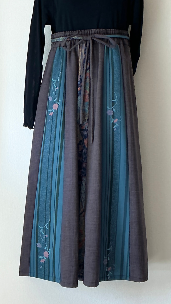 　フレアスカート16枚剥ぎ（着物リメイク）（丈86㎝） 1枚目の画像