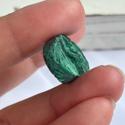 マラカイト（孔雀石）シャトヤンシー 原石 ルース 33 天然石 天然色 10枚目の画像