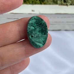 マラカイト（孔雀石）シャトヤンシー 原石 ルース 33 天然石 天然色 2枚目の画像