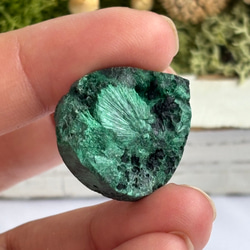 マラカイト（孔雀石）シャトヤンシー 原石 ルース 34 天然石 天然色 5枚目の画像