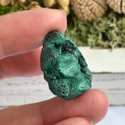 マラカイト（孔雀石）シャトヤンシー 原石 ルース 34 天然石 天然色 4枚目の画像