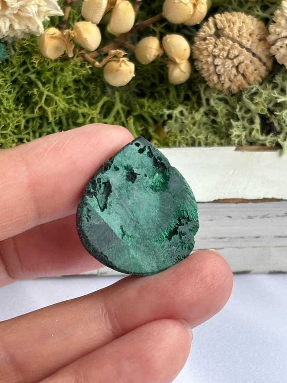 マラカイト（孔雀石）シャトヤンシー 原石 ルース 34 天然石 天然色 11枚目の画像