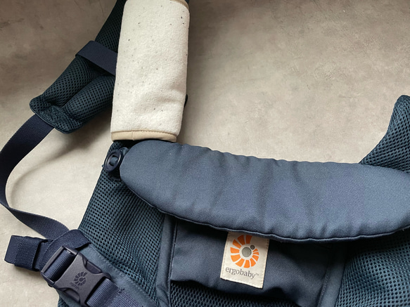 　エルゴ対応　パイル生地　つぶつぶ　サッキングパット　肩紐カバー　抱っこ紐カバー　 4枚目の画像