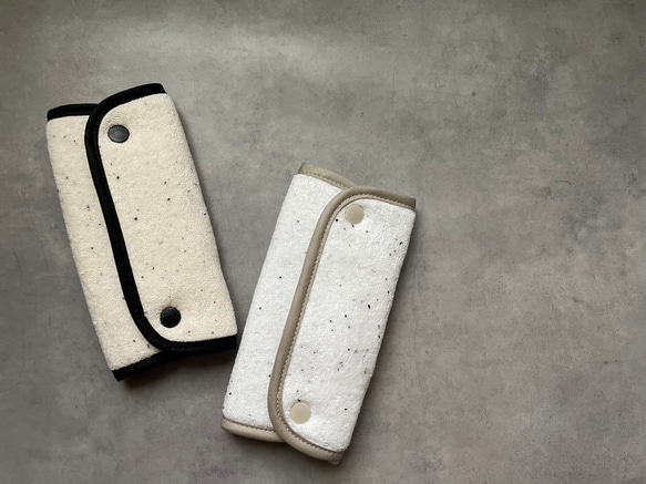 　エルゴ対応　パイル生地　つぶつぶ　サッキングパット　肩紐カバー　抱っこ紐カバー　 1枚目の画像