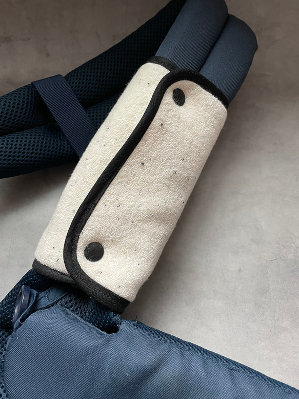 　エルゴ対応　パイル生地　つぶつぶ　サッキングパット　肩紐カバー　抱っこ紐カバー　 2枚目の画像