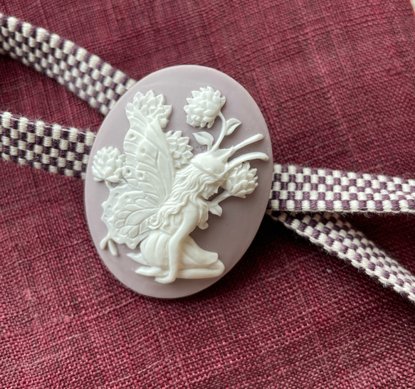 キュートな天使の帯留め　ラベンダー　三分紐つき 1枚目の画像