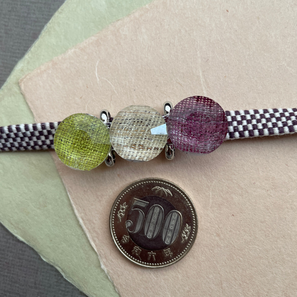 三連カットガラスの帯留め　葡萄棚　三分紐つき 2枚目の画像