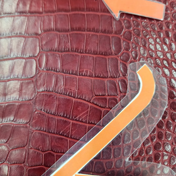 ワニ革 クレイフィニッシュ  デンスレッド　No.C008702 11枚目の画像