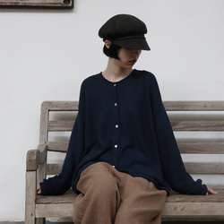 季節の移り変わりに寄り添う　コットン100％カーディガン　ニット　紺色 250917-2 6枚目の画像